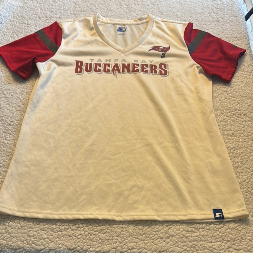 Women's Starter White Tampa Bay Buccaneers Kick Start V-Neck T-Shirt